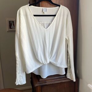 Cream V-Neck Women's Top size medium